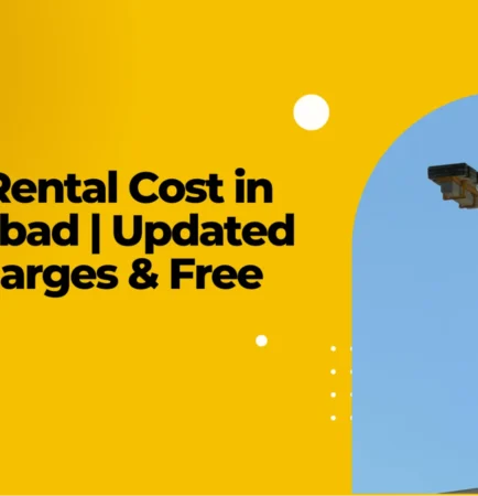 Mobile crane at a construction site showing crane rental cost in Hyderabad for lifting and heavy equipment handling projects